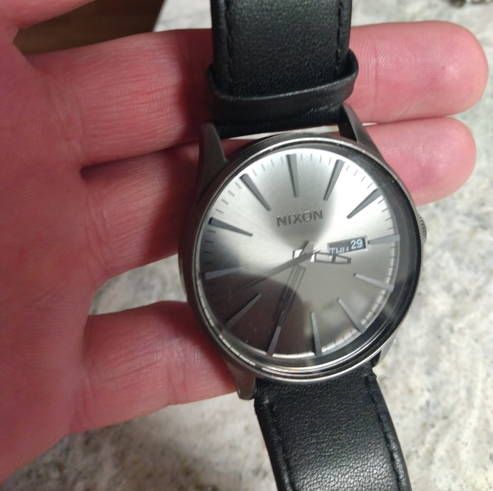 NIXON WATCH